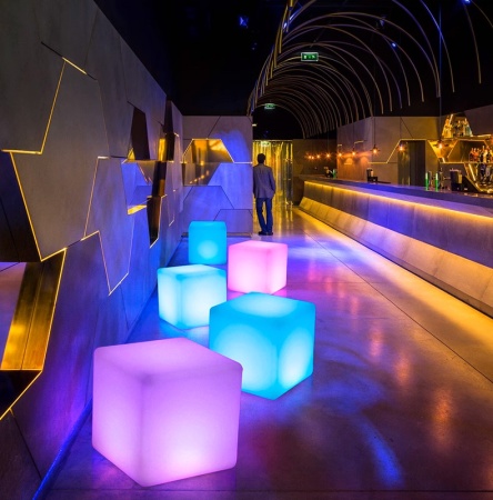 Светильник Куб 35 питание от сети 220В, RGB Светильник Куб 35 питание от сети 220В, RGB